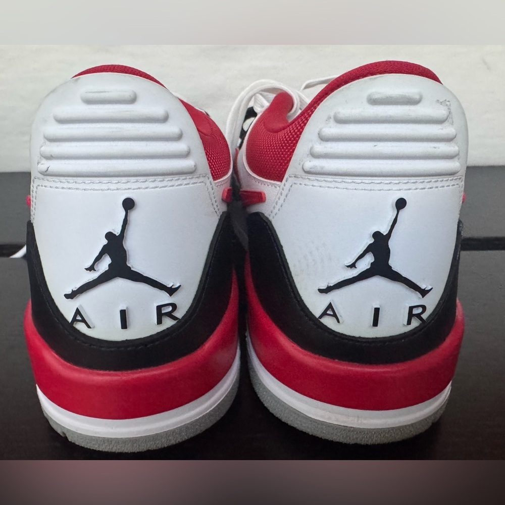 Nike Mens Jordan Legacy 312 Low Fire Red Size 9.5 - Picture 4 of 7